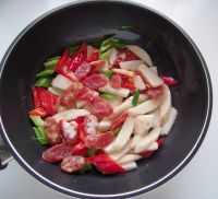 山药炒腊味的做法步骤11