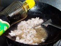 大葱木耳炒肉的做法步骤6