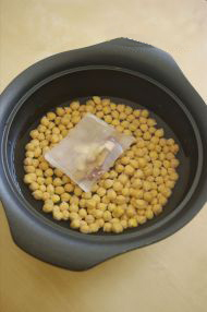 五香鹰嘴豆—好吃不上火的消夏小零食的做法步骤4